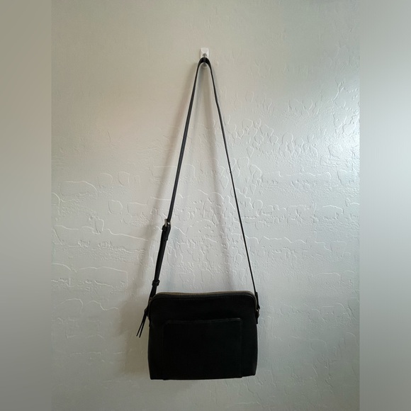 Target’s Universal Thread’s Crossbody Purse - Picture 3 of 4